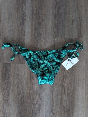 Fused Hawaii Tie Bikini Bottom
